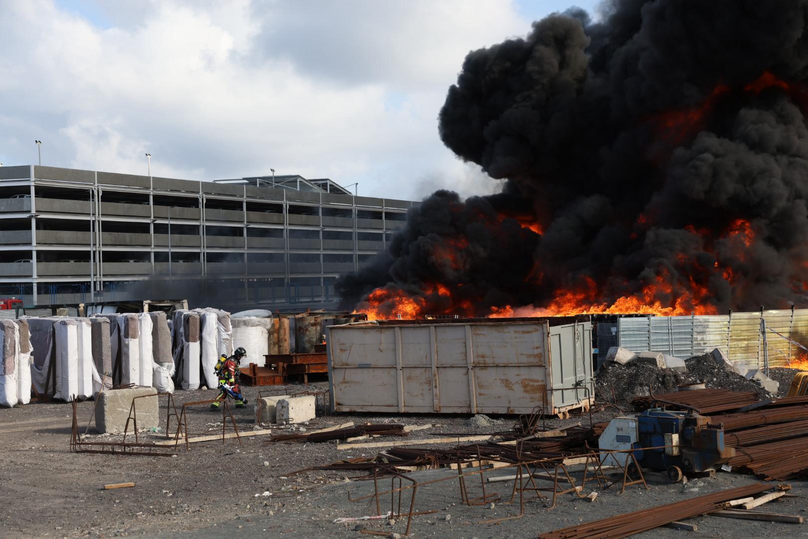 El incendio del Dique de la Esfinge en el Puerto de Las Palmas de Gran Canaria