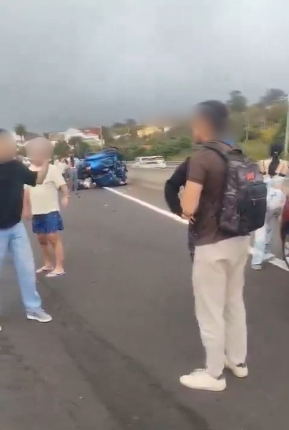 El joven, hijo de un empresario de Tenerife, momentos después del accidente.
