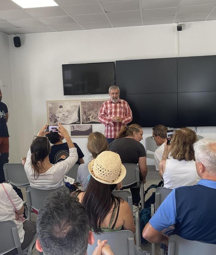 Imagen secundaria 2 - Maspalomas, primera parada de las excursiones científicas de &#039;Geografías de los GIR&#039;