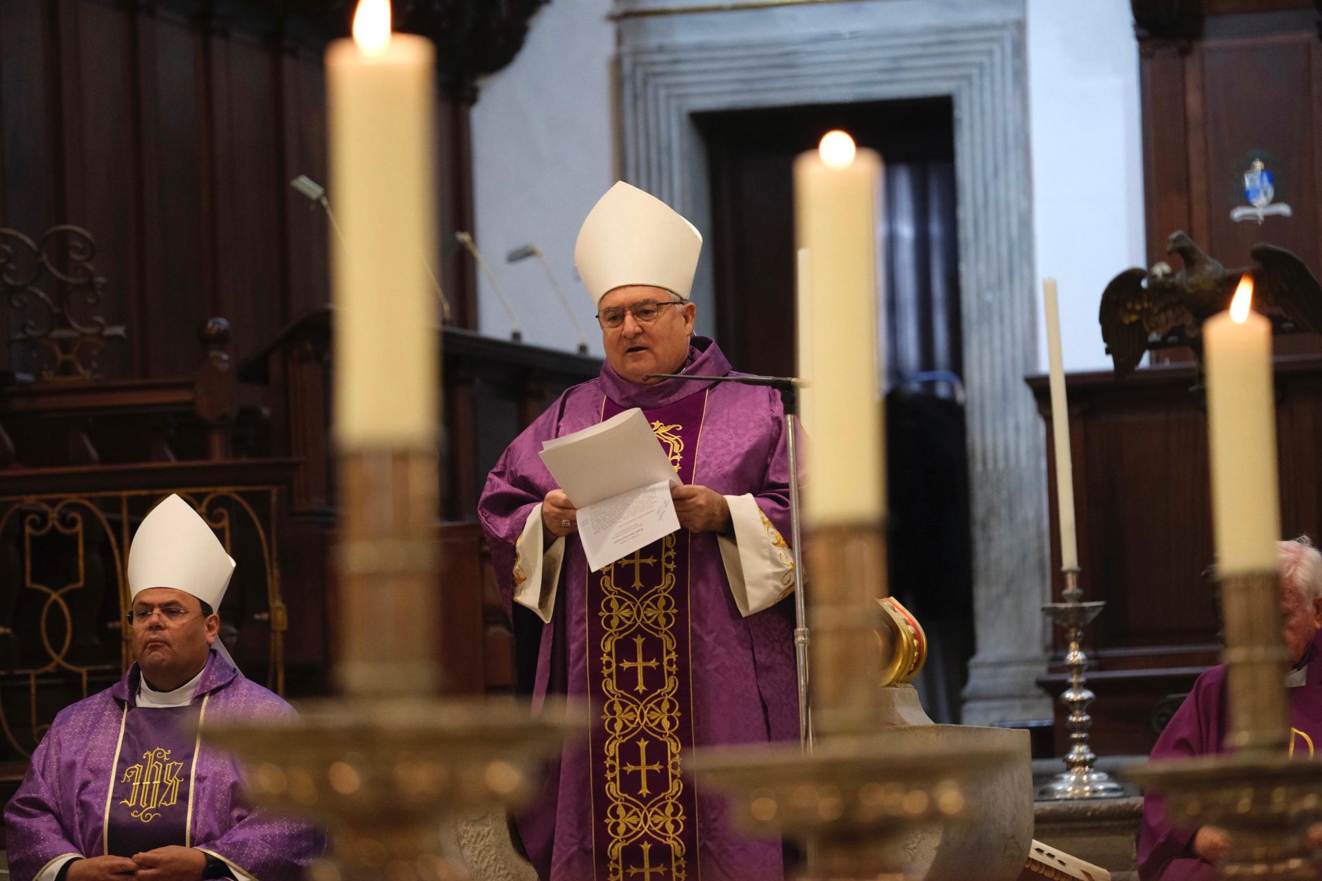 La misa funeral por el papa Francisco en Las Palmas de Gran Canaria, en imágenes
