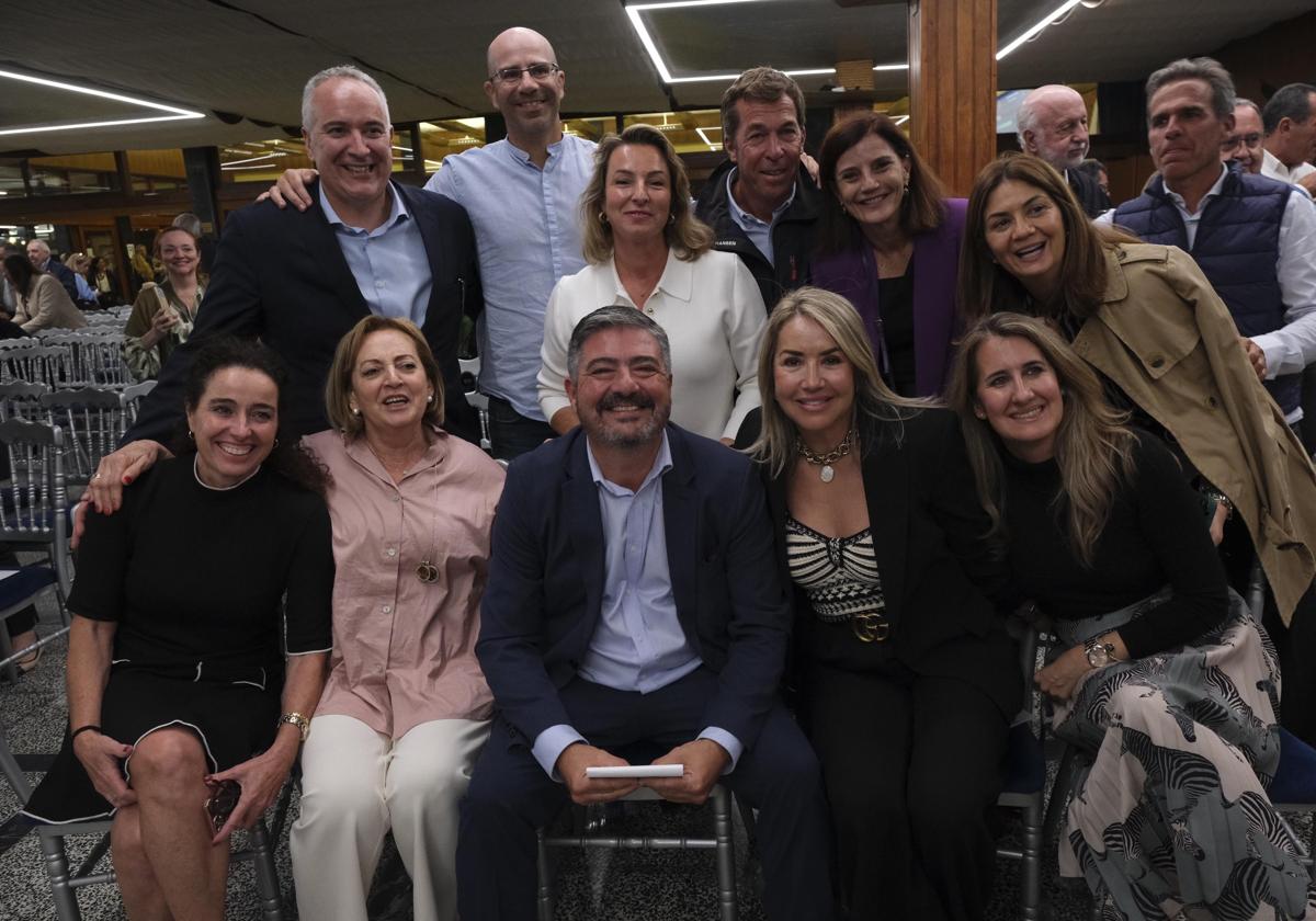 Momentos del nombramiento de Pity Sánchez en el Club Náutico