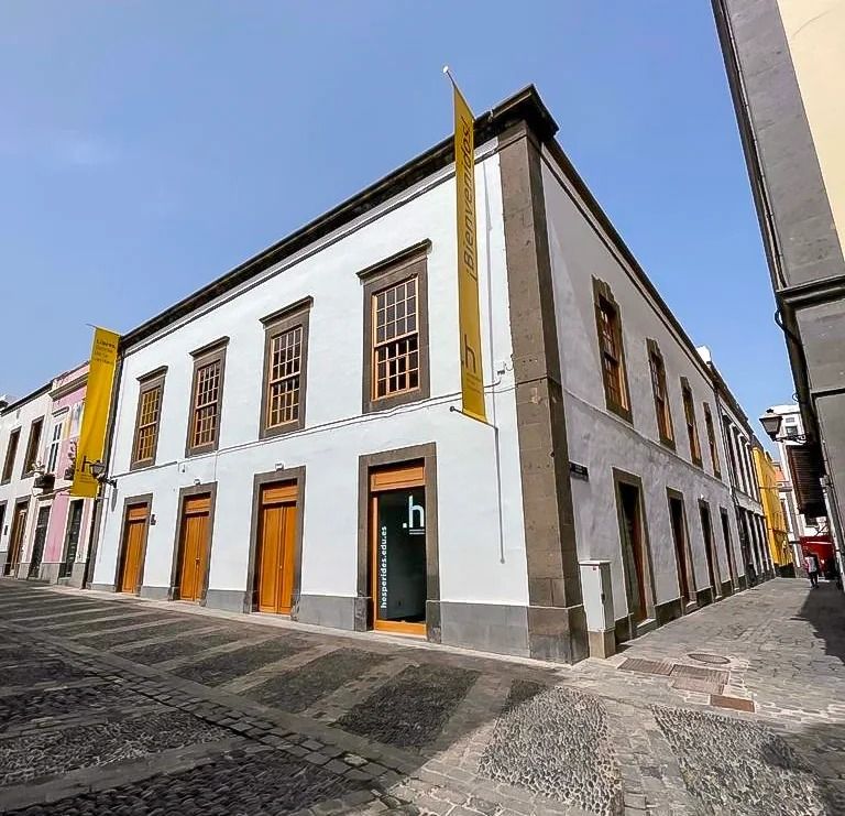 Wall Street Journal publica un análisis sobre el apagón realizado por la Universidad de las Hespérides
