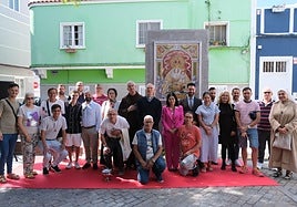 Foto de familia tras el acto.
