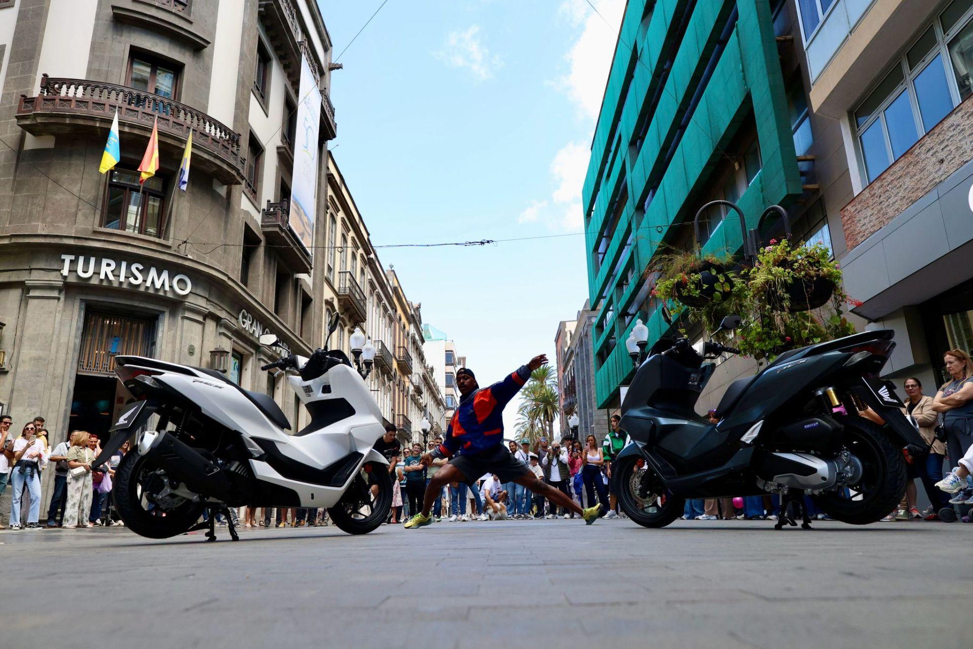 Triana se convierte escenario de un &#039;flashmob&#039;