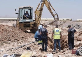 Trabajadores en una actuación pública.