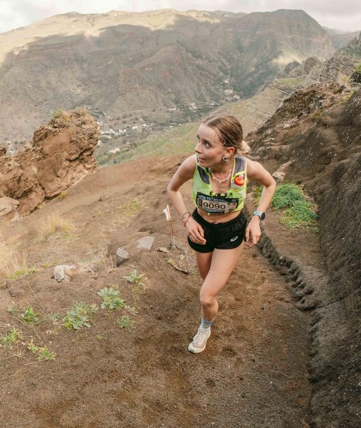 Imagen secundaria 2 - 1.- Judith Wyder en la Half 2025. David Delfour. 2.- Kids Abora by Lopesan Hotels 2025. David Delfour. 3.- Irene Aschieris en el KV El Gigante 2025. Miguel Travieso.