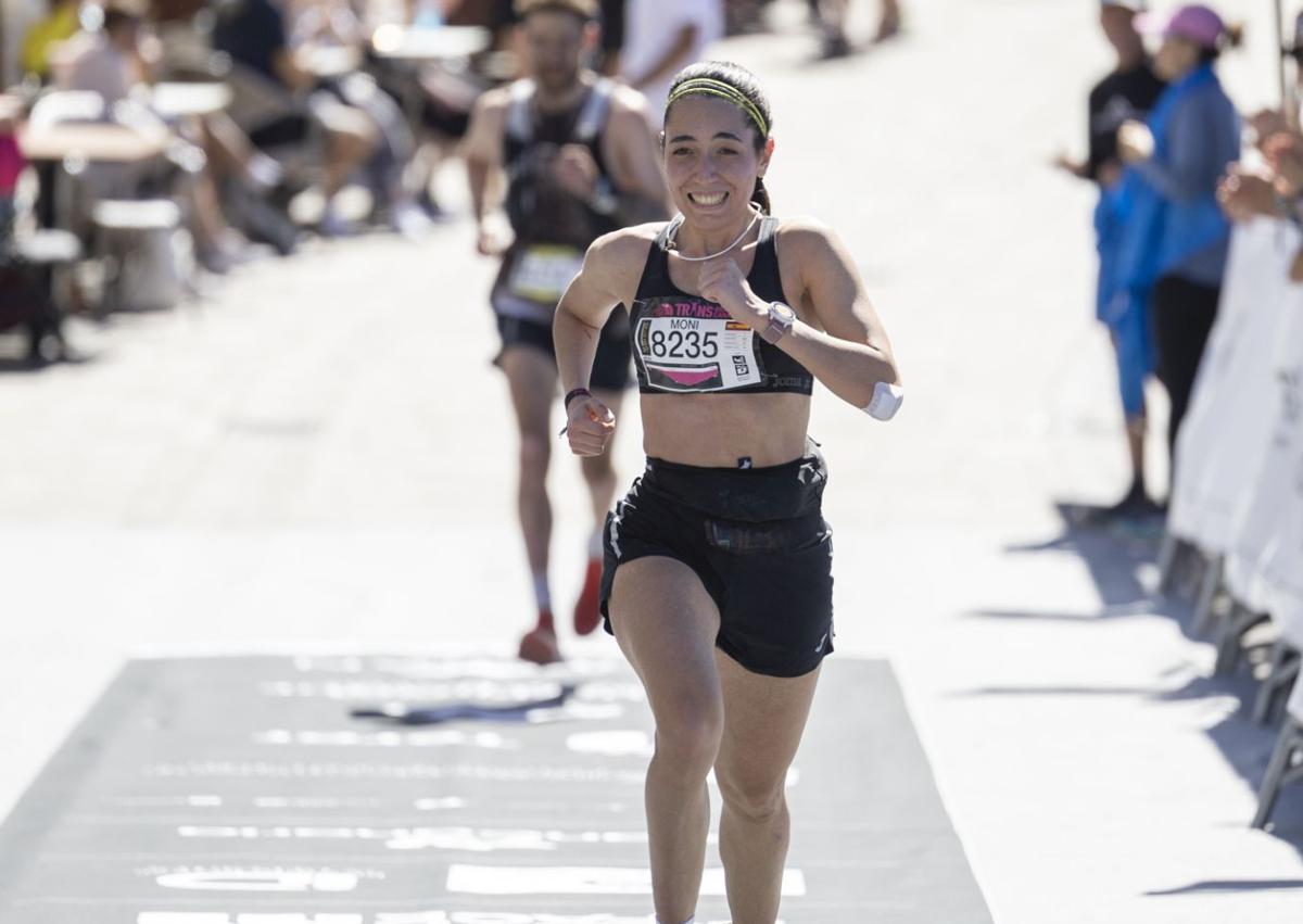 Imagen secundaria 1 - 1.- Miguel Arsénio en la Marathon 2025. Ian Corless. 2.- Mónica Vega en la Promo 2025. Carlos Díaz-Recio. 3.- Miguel Heras en la Classic 2025. Matias Novo.