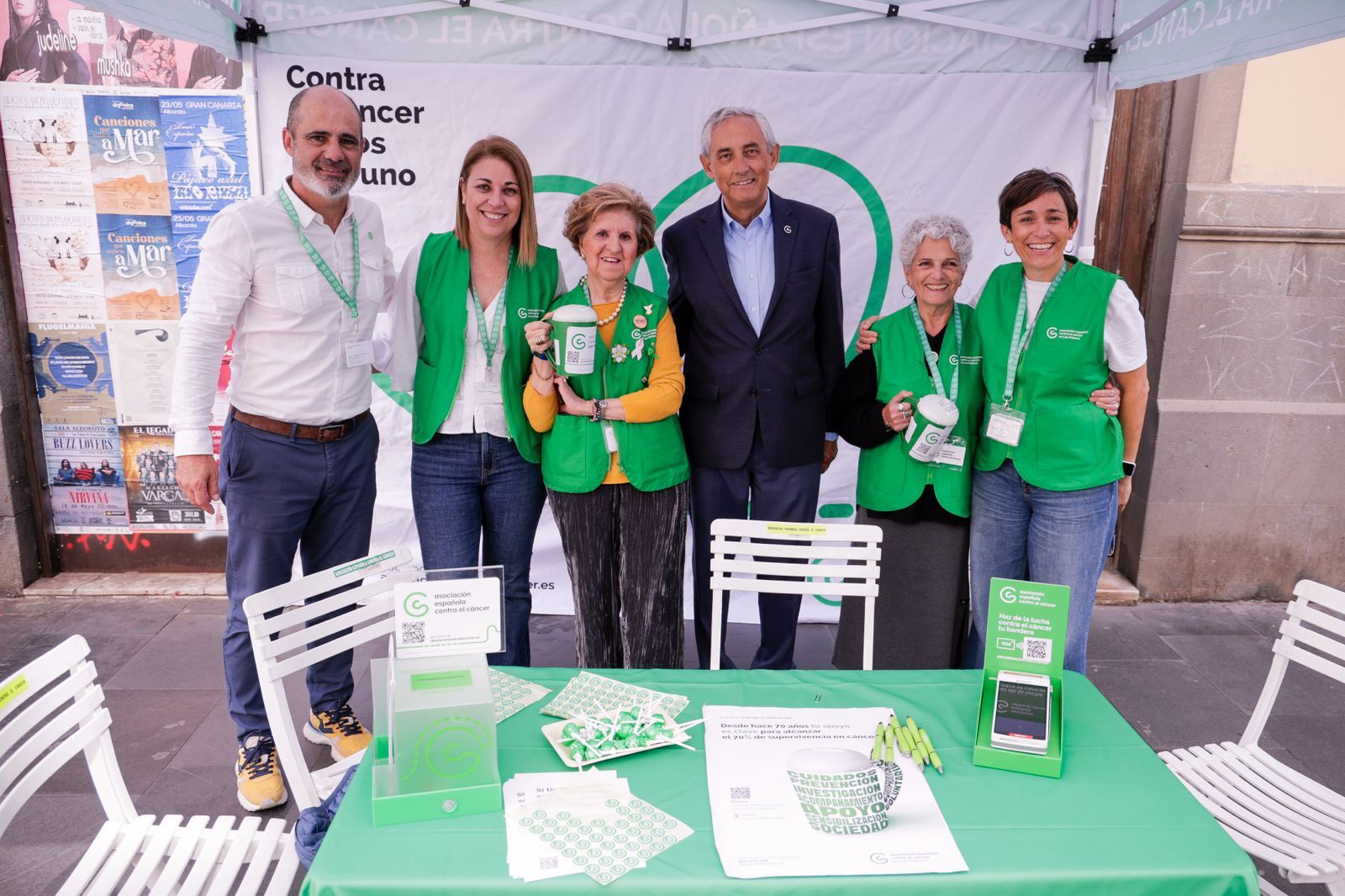 La Asociación Contra el Cáncer toma Triana en una jornada de apoyo y esperanza