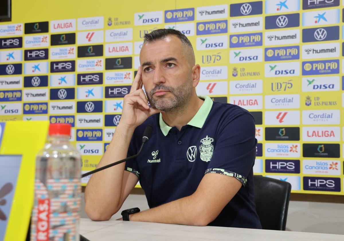 Diego Martínez: «Fabio está haciendo todo lo posible por llegar»