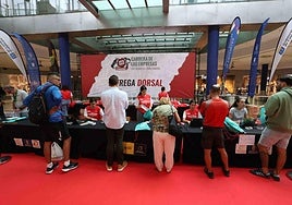 Máxima expectación en la recogida de dorsales de la CANARIAS7 Carrera de las Empresas