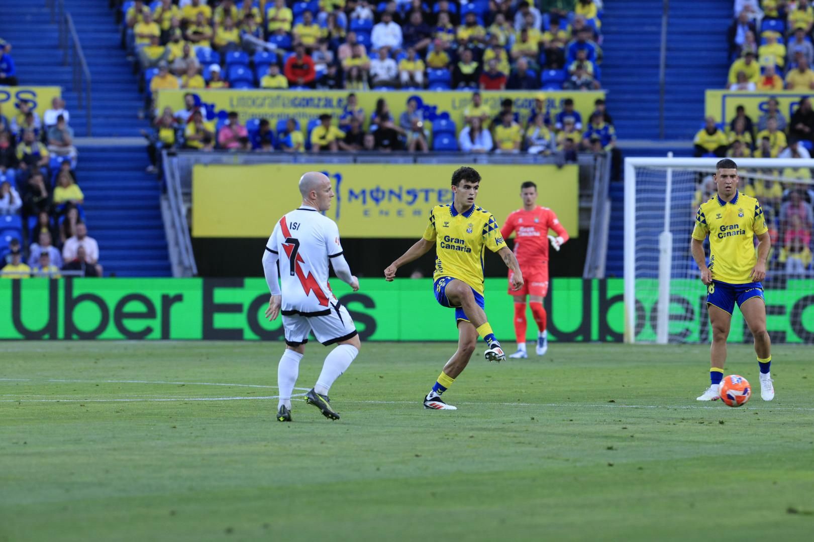 La batalla frente al Rayo, en imágenes