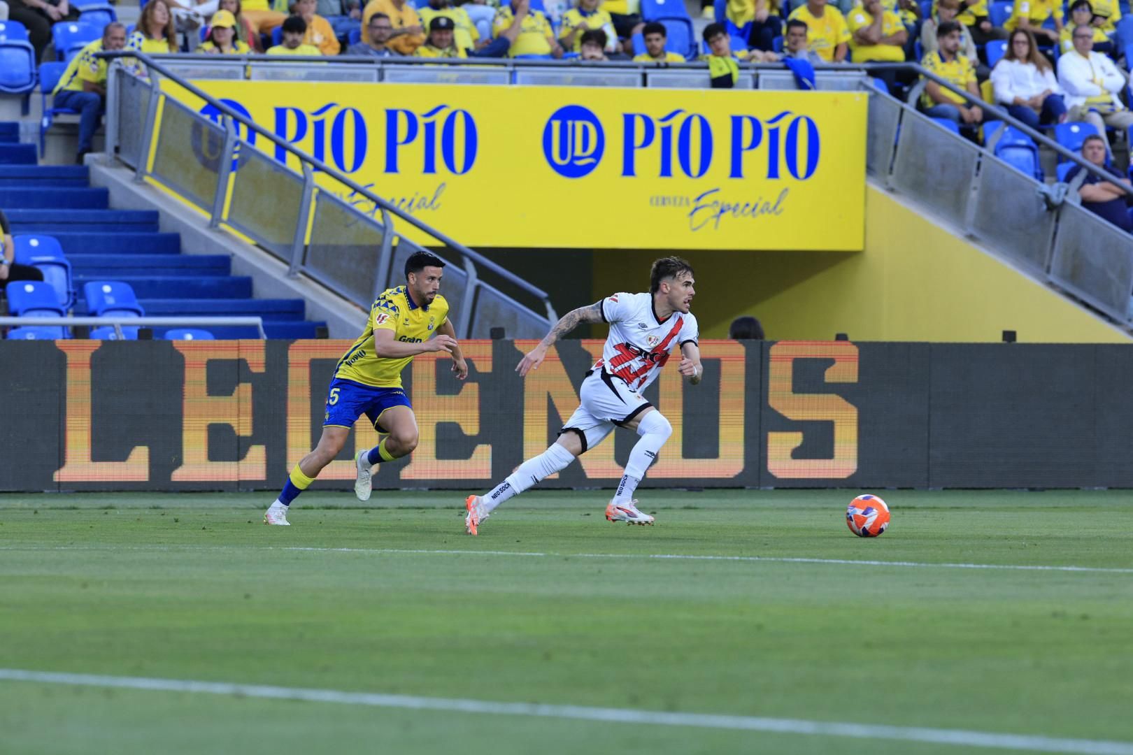 La batalla frente al Rayo, en imágenes