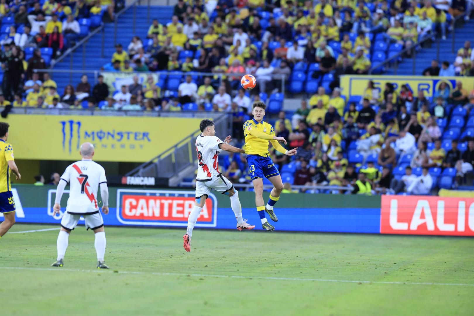 La batalla frente al Rayo, en imágenes