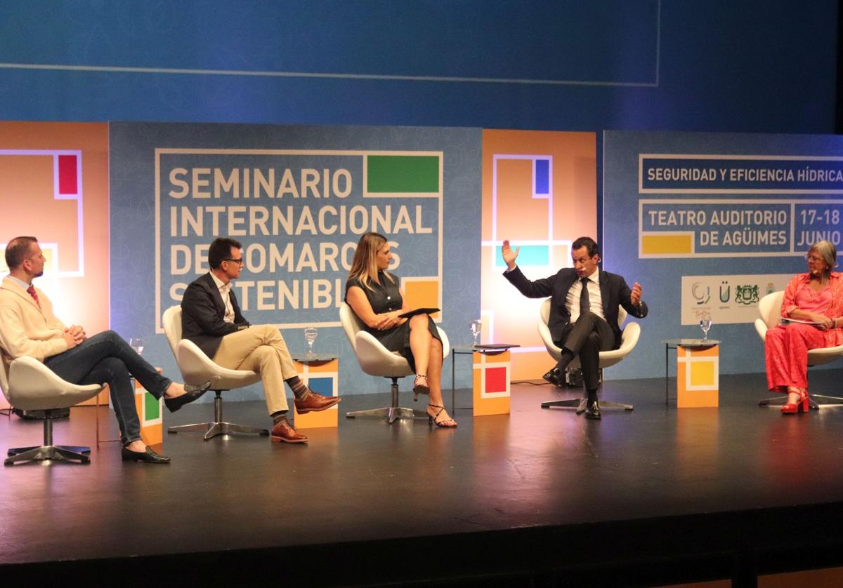 Mesa redonda en la pasada edición del Seminario.