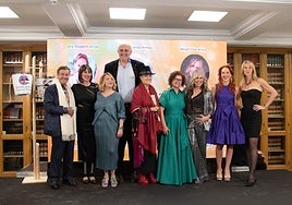 Algunos de los invitados y embajadores de UPU2 en un momento del evento solidario.