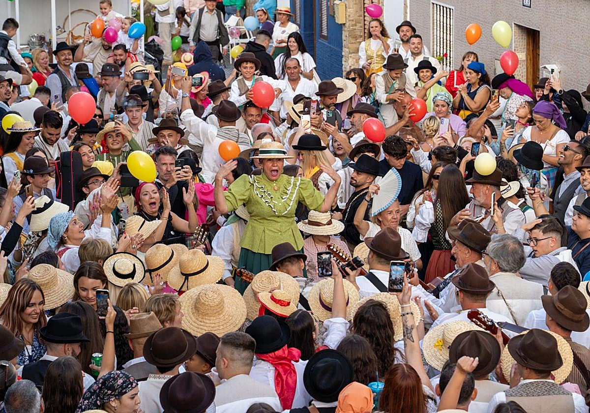 Uno de los momentos que deparó este sábado la romería de El Tablero.