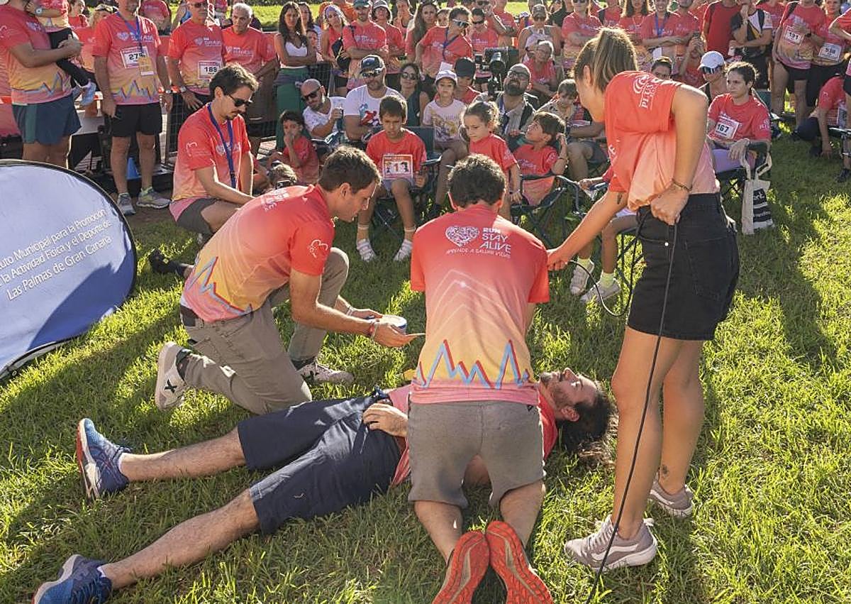 Imagen secundaria 1 - La segunda edición de Run Stay Alive abre inscripciones el 17 de junio