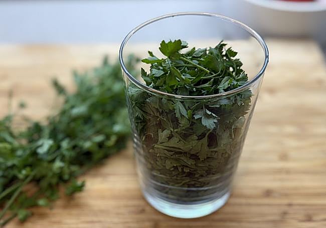 Deshojamos el perejil