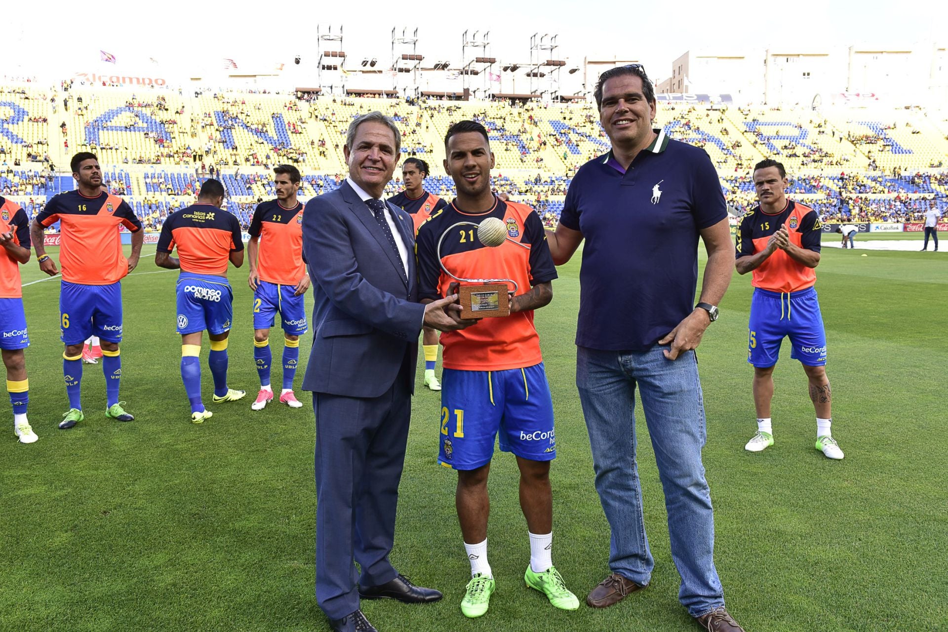 2017 | Jonathan Viera