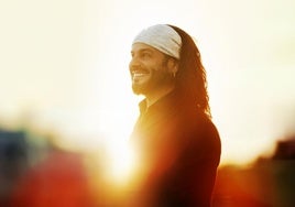 Francisco Javier Labandón, El Arrebato, es un cantautor de rumba-pop y flamenco.