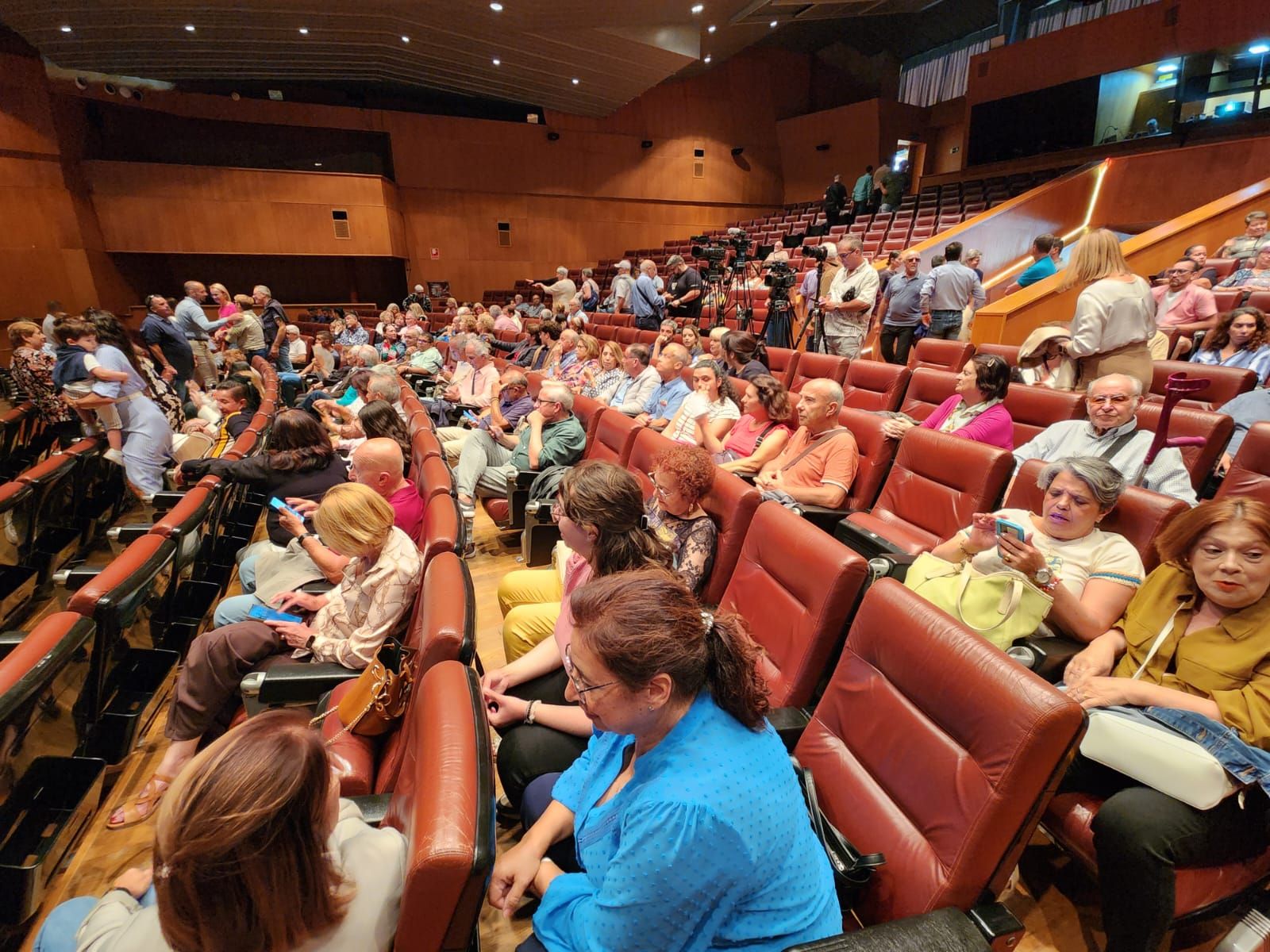 Así fue la presentación del nuevo partido político