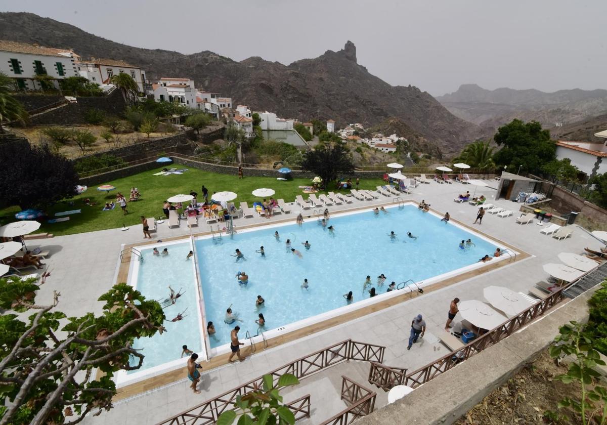 Vista de la piscina municipal de Tejeda durante el anterior verano.