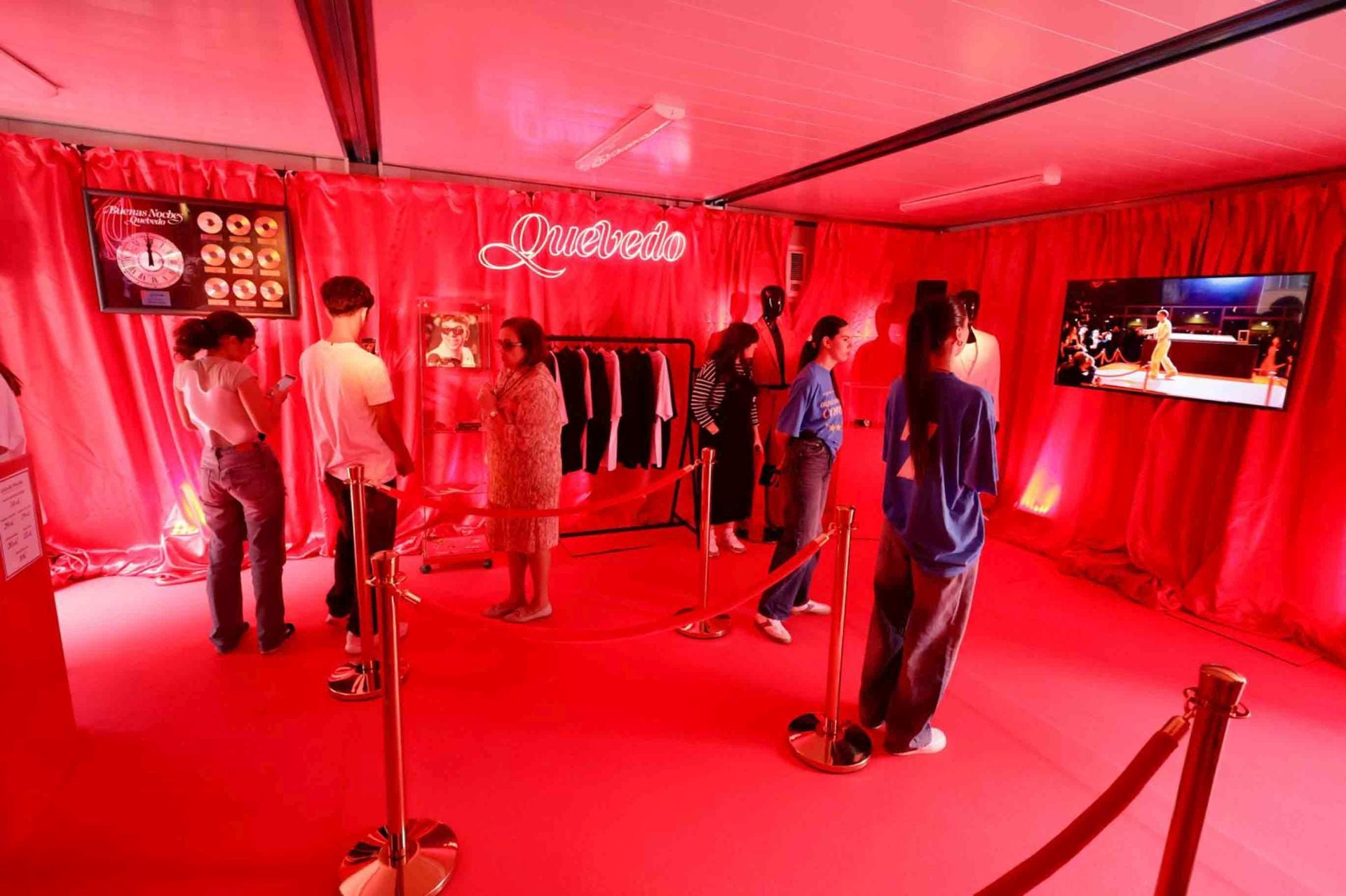 Los fans de Quevedo abarrotan el Paque Santa Catalina