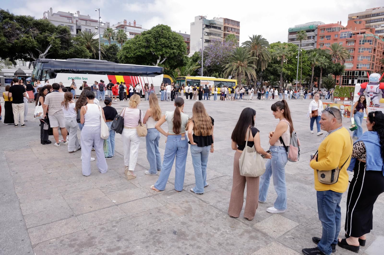 Los fans de Quevedo abarrotan el Paque Santa Catalina
