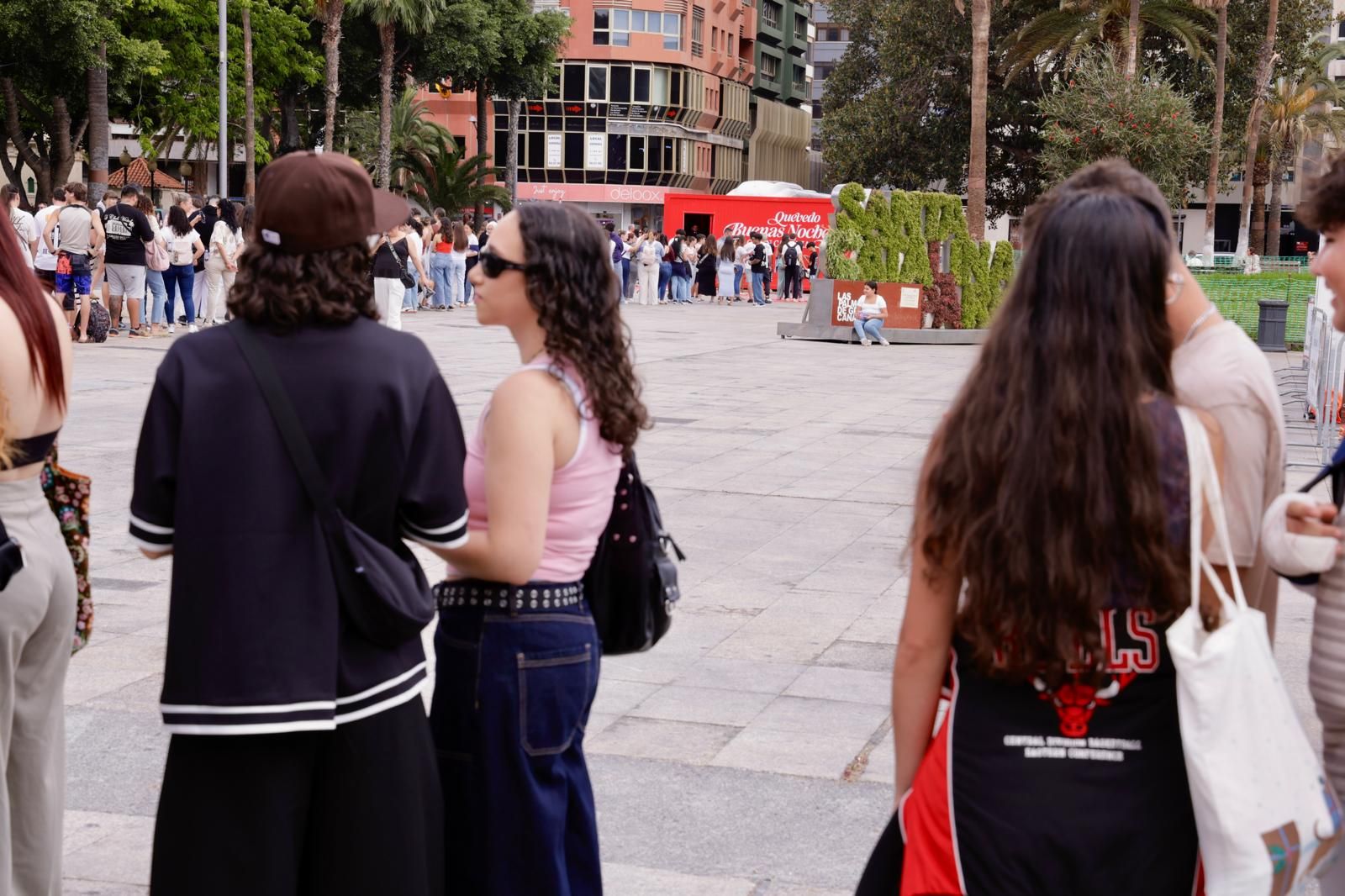 Los fans de Quevedo abarrotan el Paque Santa Catalina