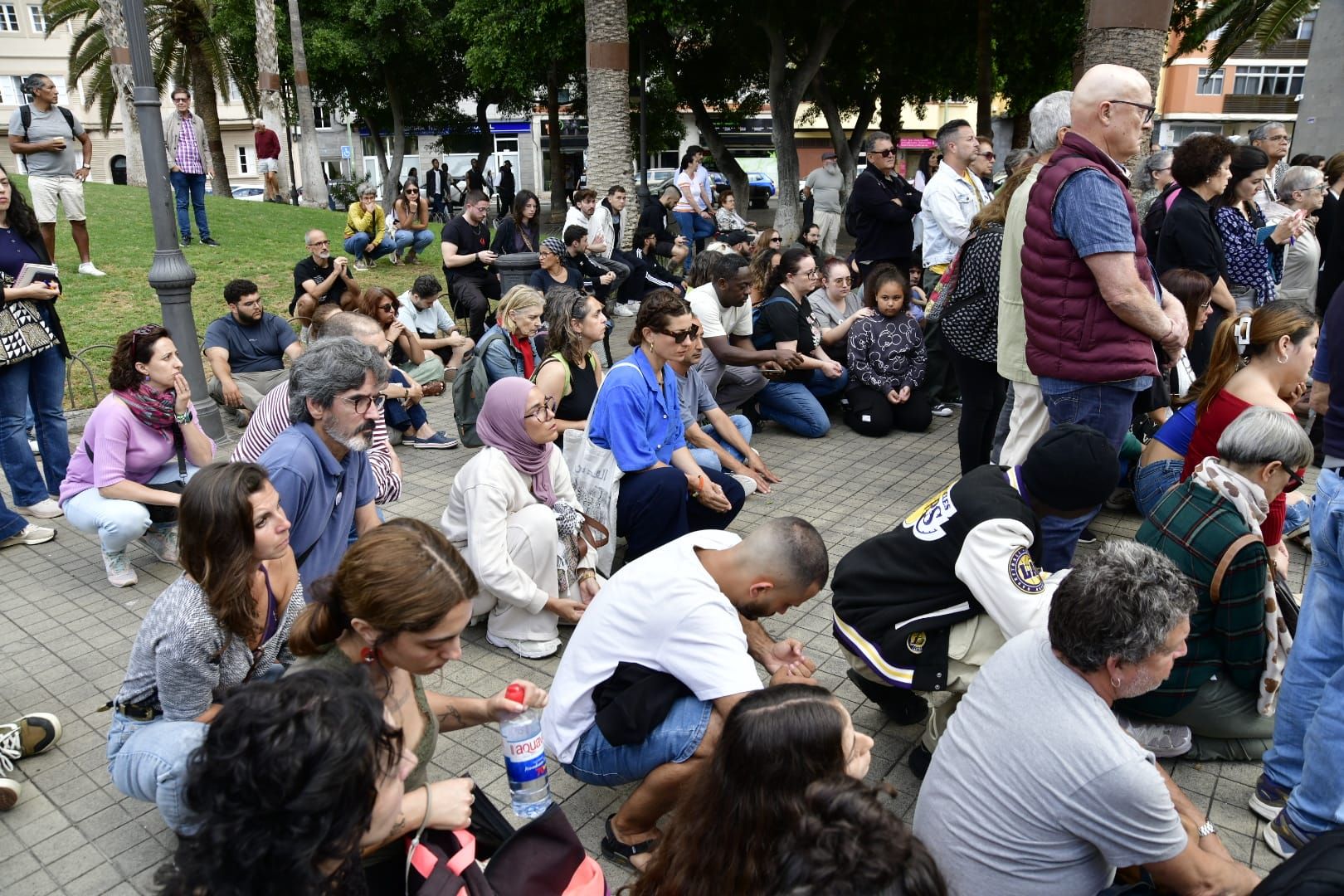 La concentración por la muerte de Abdoulie Bah, abatido en el aeropuerto de Gran Canaria