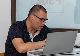 Héctor León participó ayer en la asamblea local del PSOE de Telde.