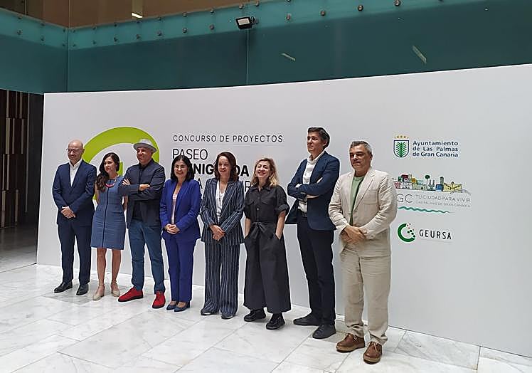 El jurado atendió a los medios este viernes.