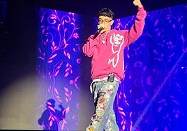 La Pantera abarrota Infecar con más de 3.500 personas y la aparición sorpresa de Quevedo