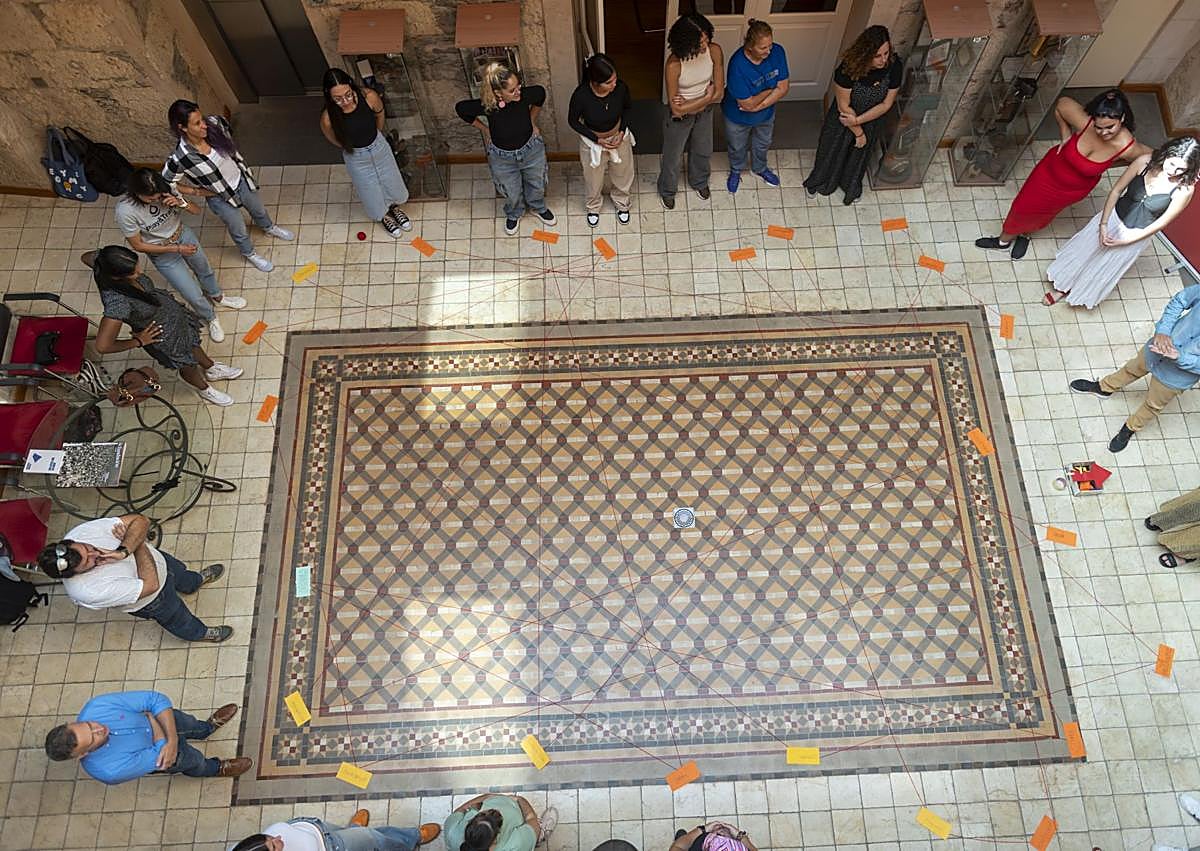 Imagen secundaria 1 - Una historia de compromiso con el bienestar y el progreso de la comunidad canaria