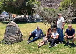 El atletismo canario recuerda a Pepe Espino en el primer aniversario de su fallecimiento