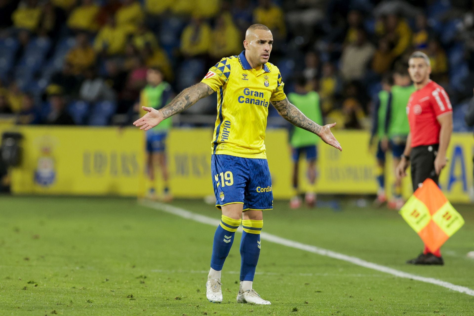 Sandro, en casa, pidiendo explicaciones.