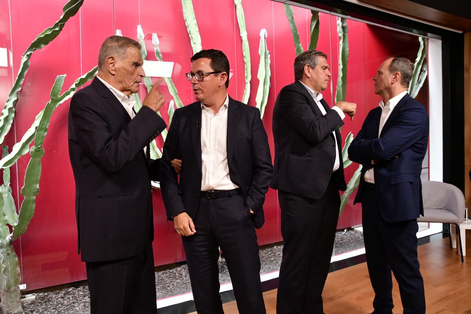 Imágenes del foro CANARIAS7 &#039;Conversaciones con el consejero Pablo Rodríguez&#039;