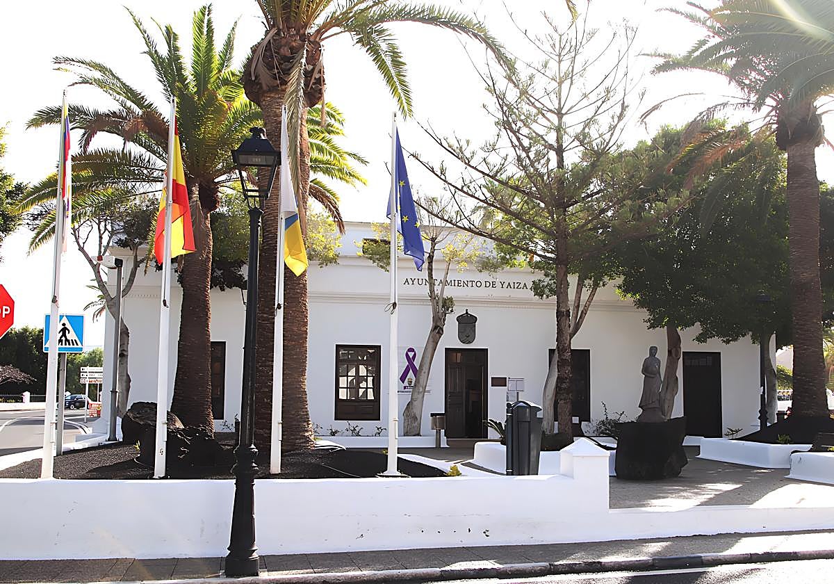 Consistorio de Yaiza.