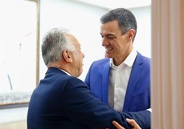 El ministro de Política Territorial, Ángel Víctor Torres, se ha reunido este martes con el presidente del Gobierno, Pedro Sánchez.