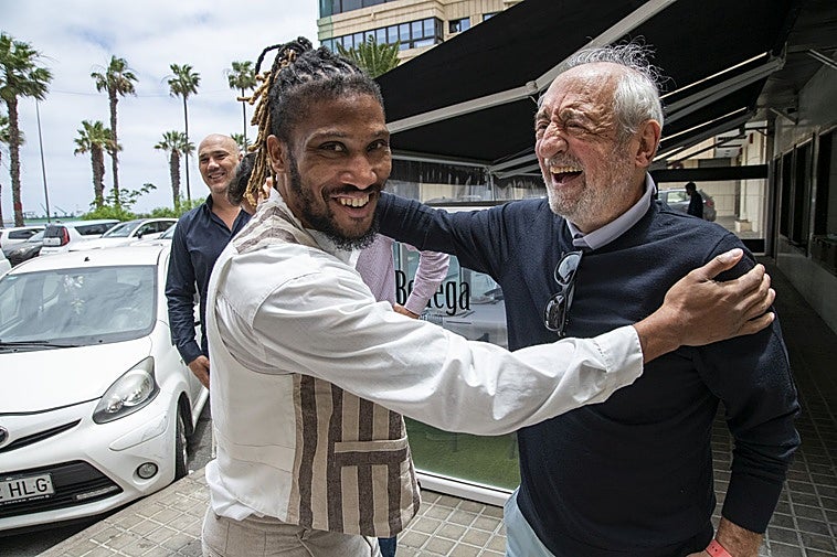 Andrew Albicy y Pepe Moriana exhiben sintonía y buen rollo.