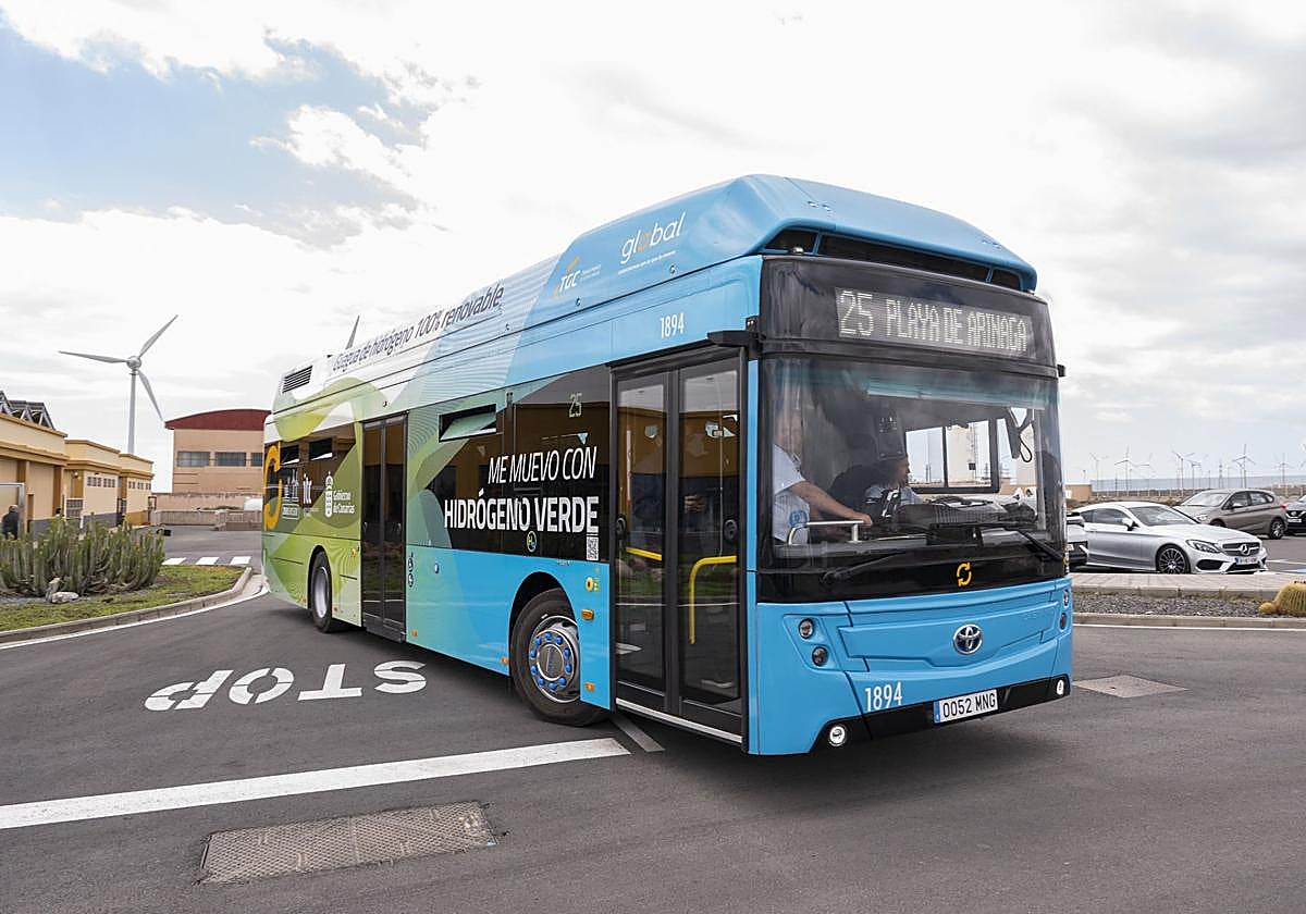 Imagen de archivo de una guagua de Global.