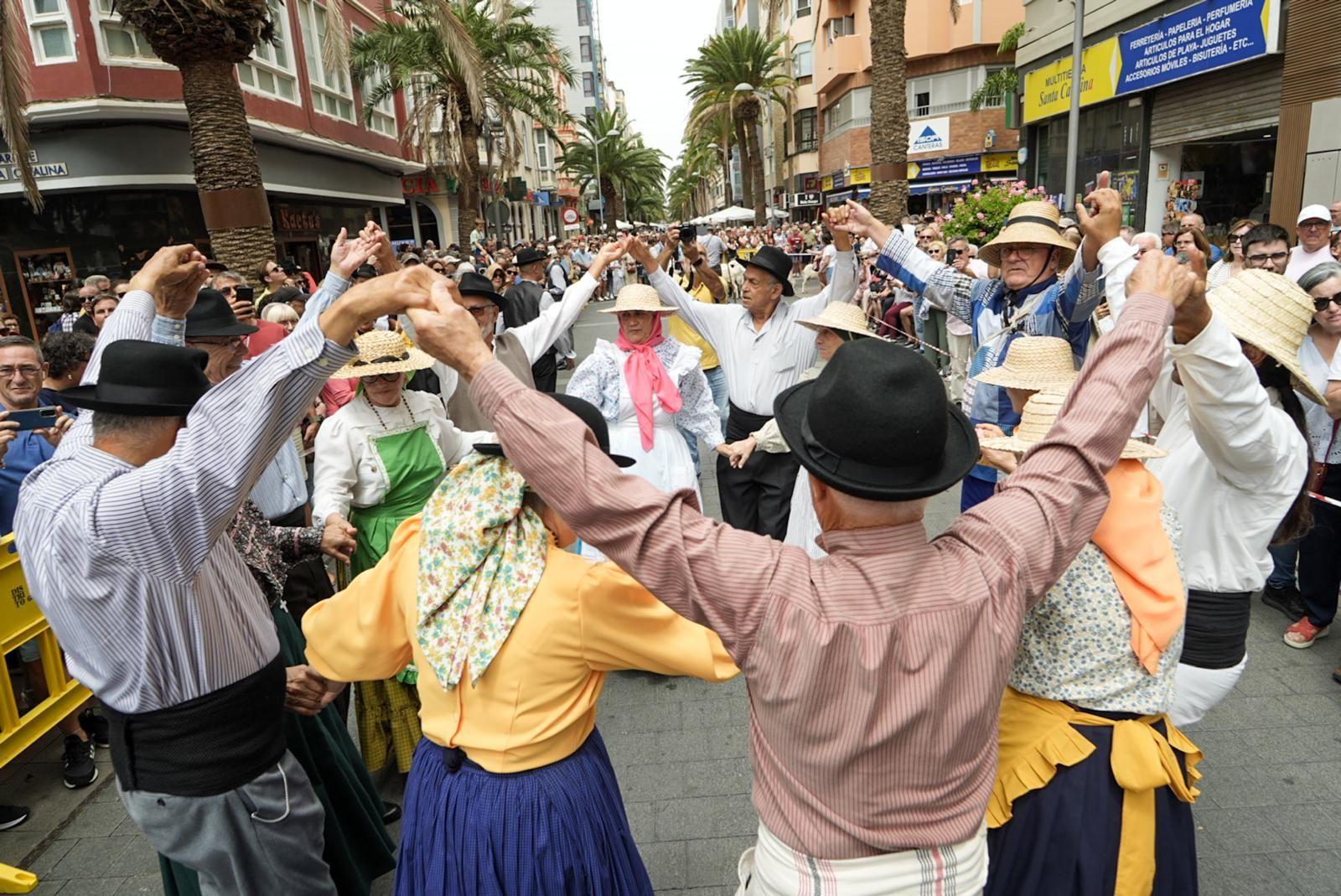 El Paseo Romero llena de tradición el itsmo