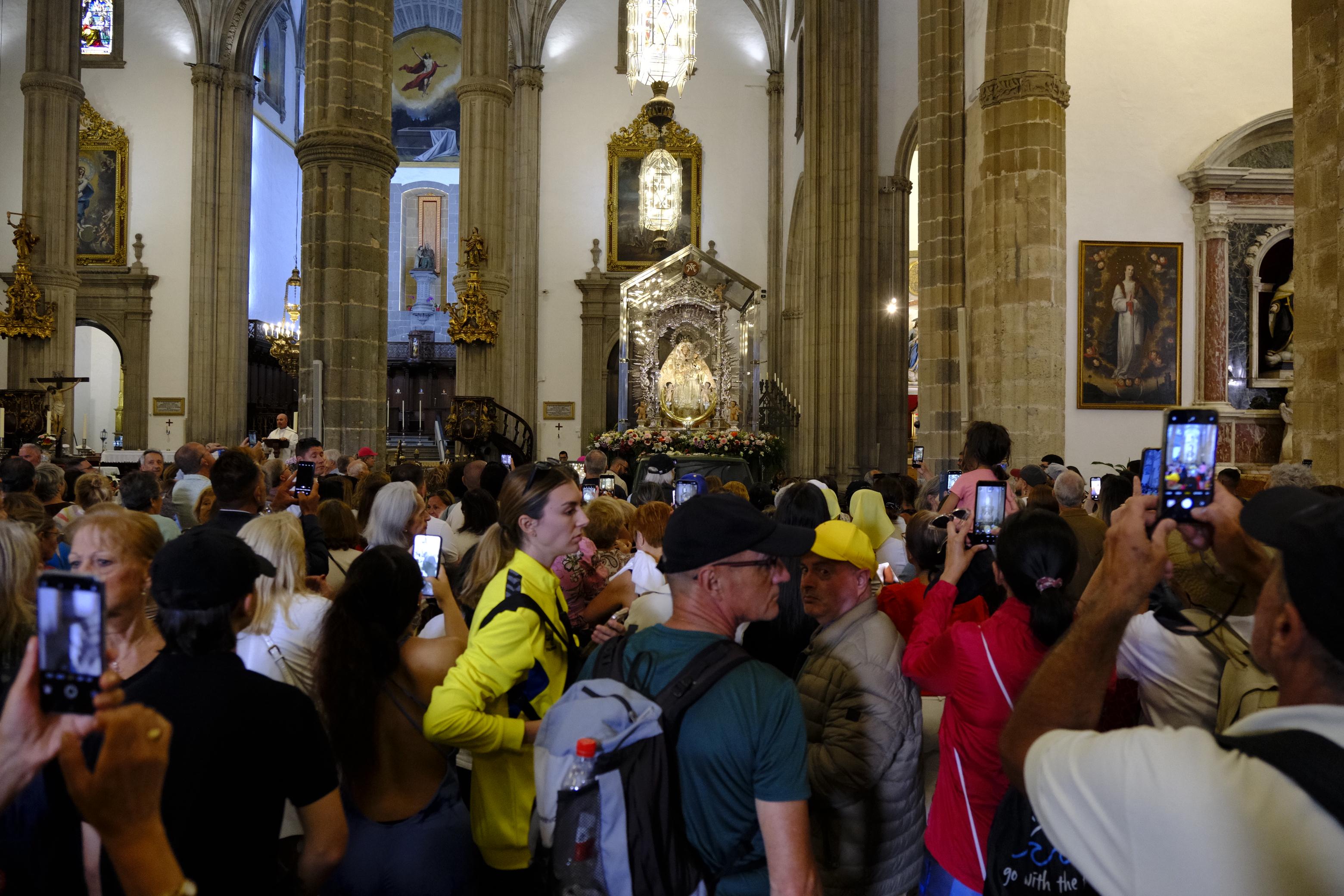 Las imágenes de la Bajada de la Virgen del Pino