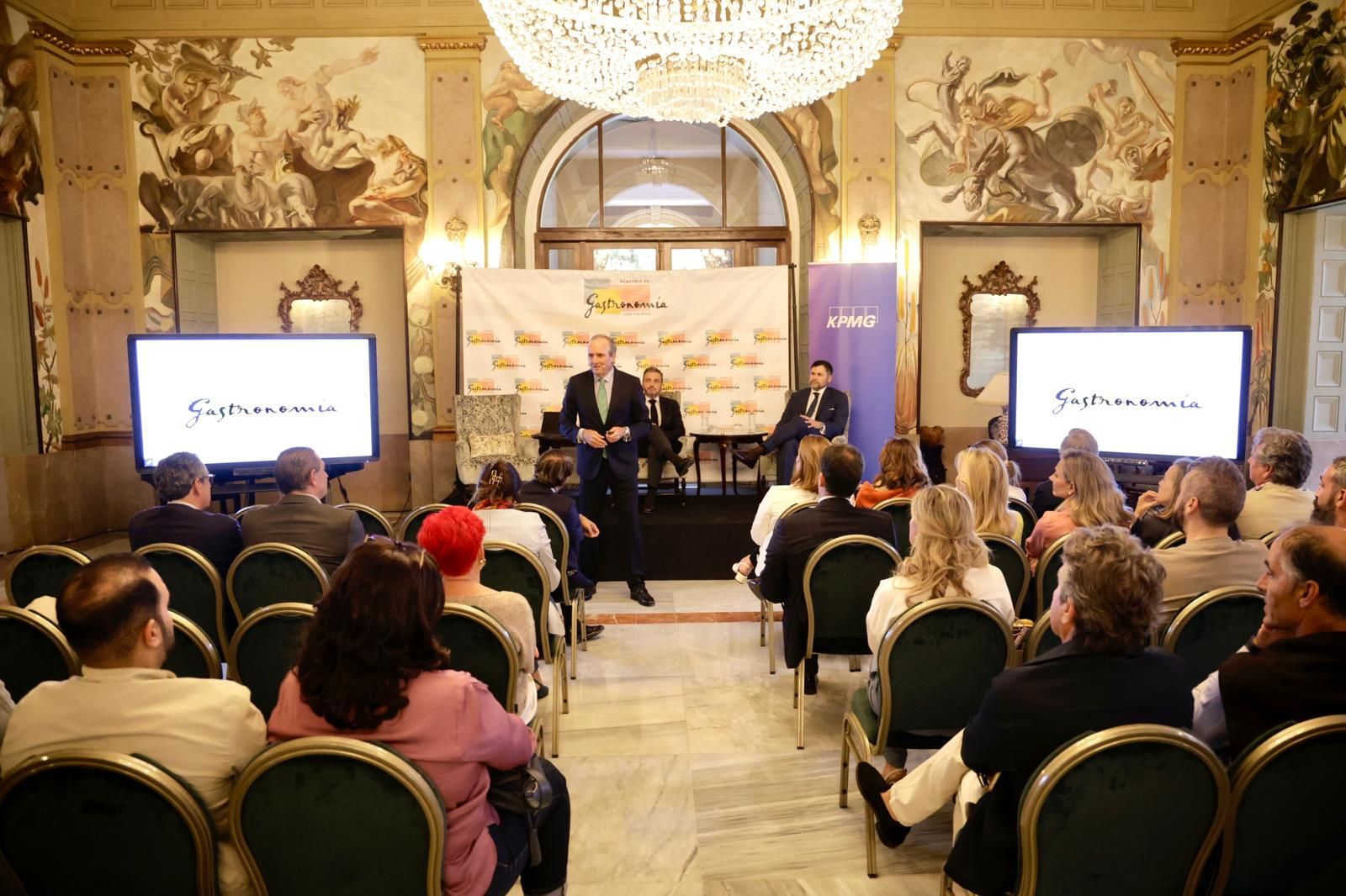 La academia de Gastronomía presenta auditoría de KPMG