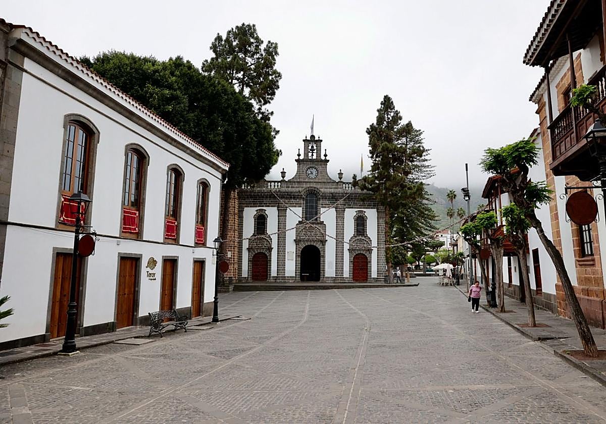 Teror en silencio: La soledad del pueblo sin su Virgen del Pino