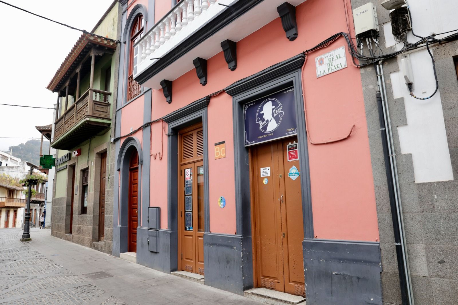 Teror en silencio: La soledad del pueblo sin su Virgen del Pino