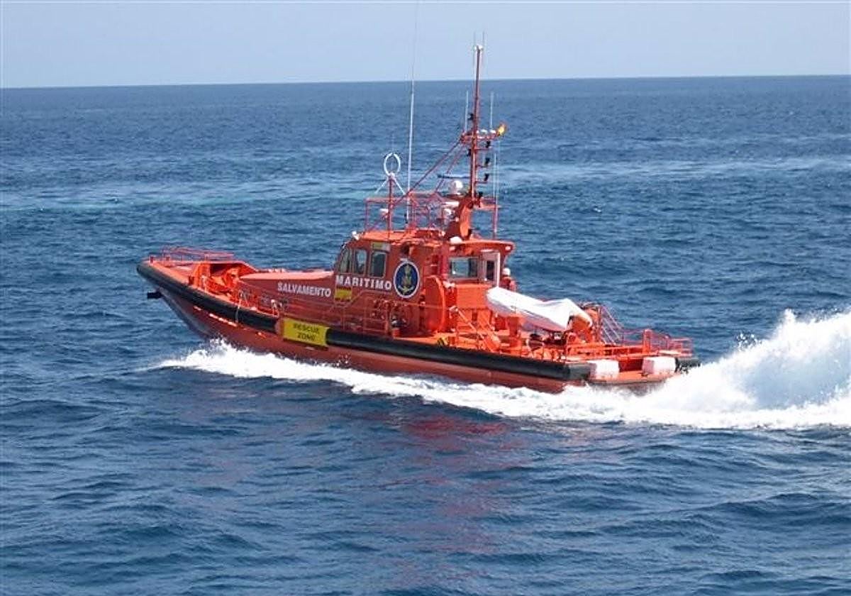 Imagen de una embarcación de Salvamento Marítimo.