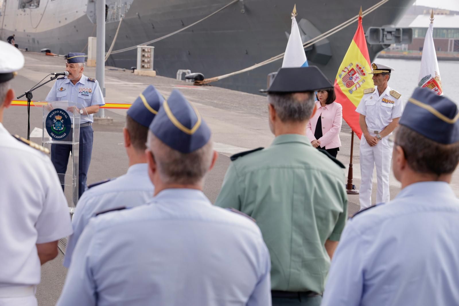 Imágenes de la exposición por los actos del Día de las Fuerzas Armadas en Las Palmas de Gran Canaria
