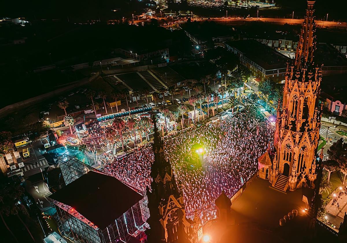 Imagen principal - Vuelve el FiestoRon, el festival más cañero de Canarias