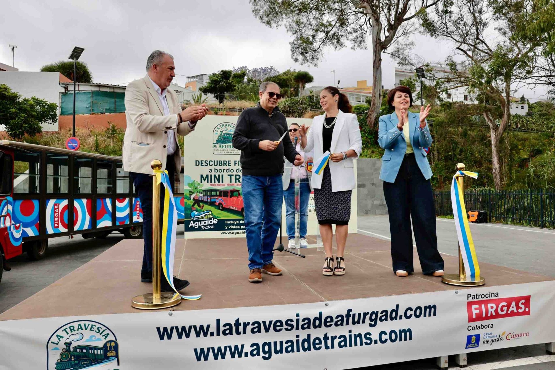 La presentación del tren de Firgas en imágenes
